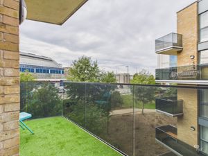 Photo 16- click for photo gallery